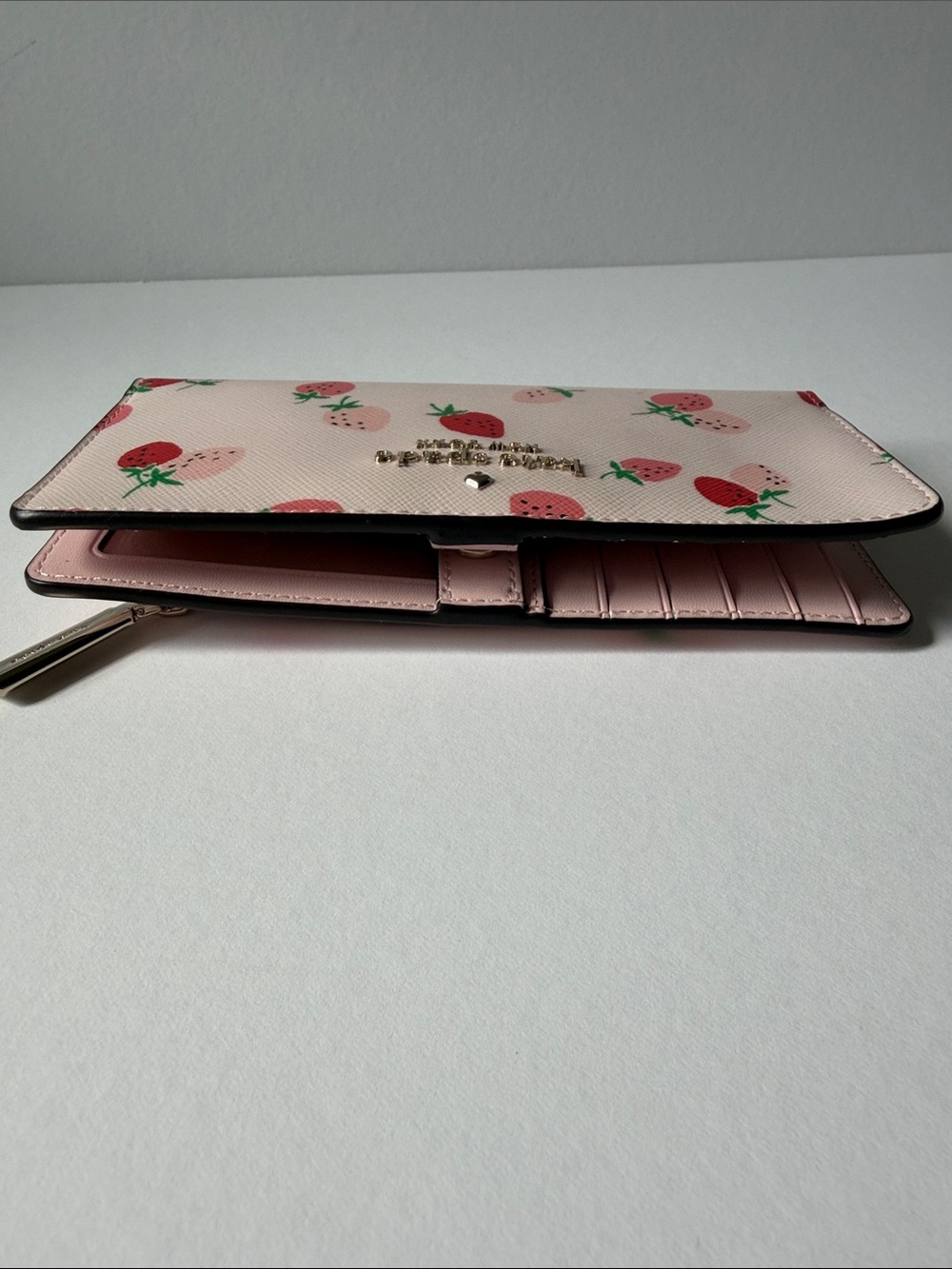 kate spade pink strawberry print wallet - Picture 2 of 8